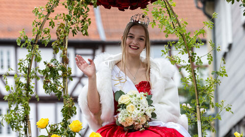 Festzug zum Abschluss des 61. Hessentags in Fritzlar Festzug zum Abschluss des 61. Hessentags in Fritzlar