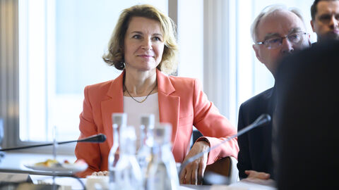 Finanzplatzkabinett 2025 Eine Teilnehmerin des Finanzplatzkabinetts 2025