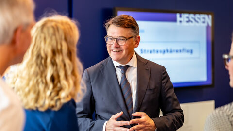 Ministerpräsident Boris Rhein im Gespräch im "Treffpunkt Hessen".